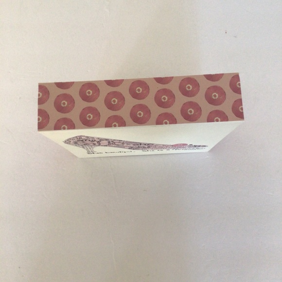 SHOE LOVER DECORATIVE STORAGE BOX - Picture 4 of 10